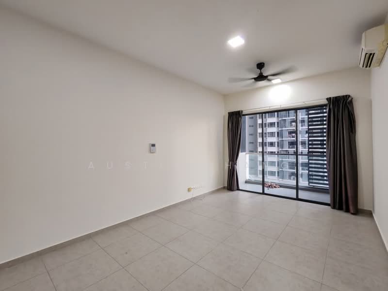 Kediaman Servis untuk Dijual di Petalz Residences - Austin Phang - Living Room - PropertyGuru.com.my