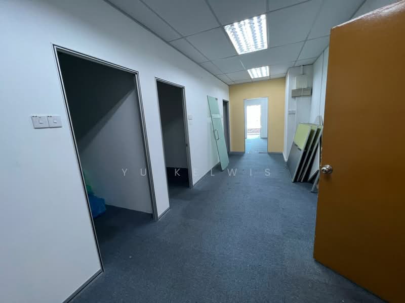 Shop / Office for Rent in Kampung Sungai Kayu Ara (Petaling Jaya) - Yu Kelwis - Interior - PropertyGuru.com.my