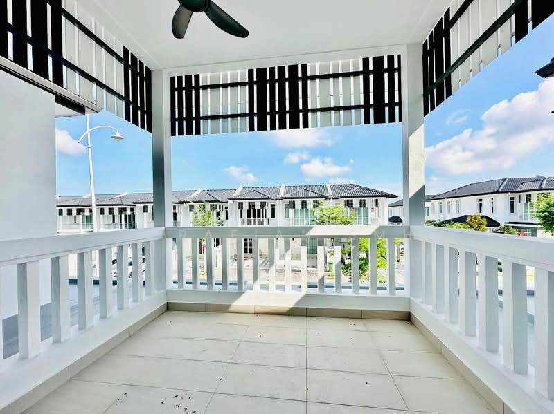 2-storey Terraced House for Sale in Eco Majestic (Semenyih) - Norafian SMH - Balcony - PropertyGuru.com.my