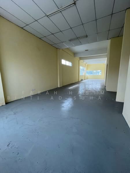 Kilang untuk Dijual di Subang Jaya (Selangor) - FARAH HANIM BINTI AD SUHADAK SUHADAK - Interior - PropertyGuru.com.my