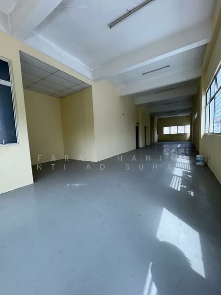 Kilang untuk Dijual di Subang Jaya (Selangor) - FARAH HANIM BINTI AD SUHADAK SUHADAK - Interior - PropertyGuru.com.my