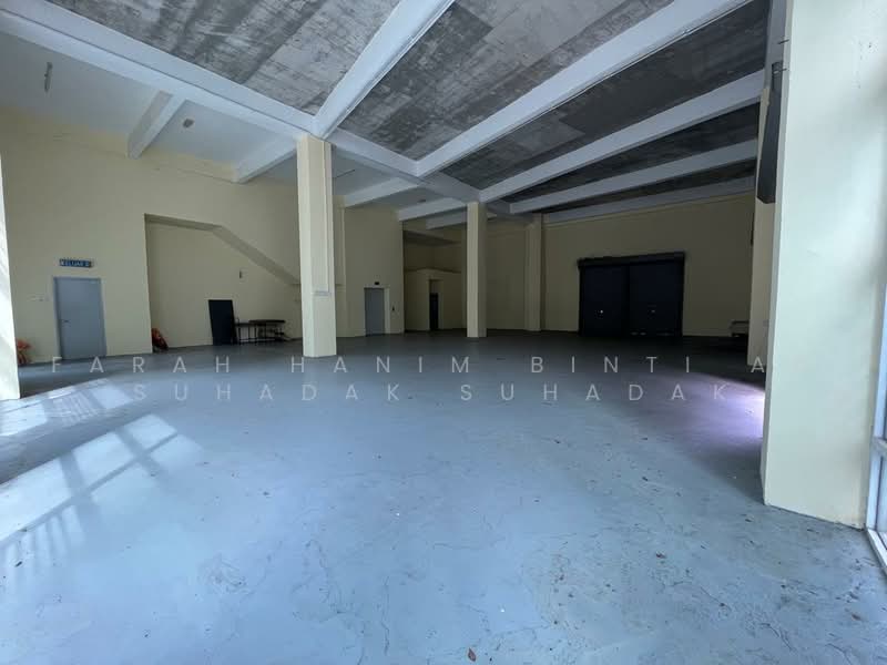 Kilang untuk Dijual di Subang Jaya (Selangor) - FARAH HANIM BINTI AD SUHADAK SUHADAK - Interior - PropertyGuru.com.my