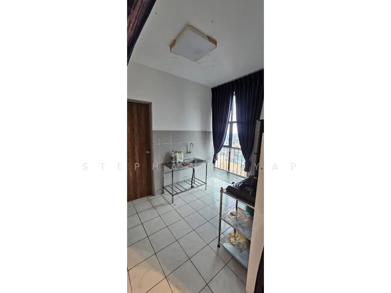Apartment for Rent at Larkin Indah - Stephanie Yap - Kitchen - PropertyGuru.com.my