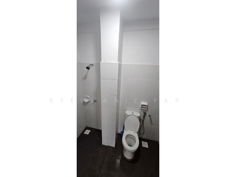 Apartment for Rent at Larkin Indah - Stephanie Yap - Bathroom - PropertyGuru.com.my
