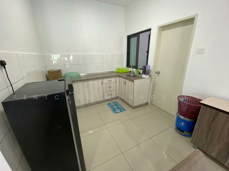 Condominium for Rent at Parkhill Residence - RentCare Management - Kitchen - PropertyGuru.com.my