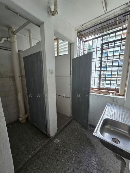 Apartment for Rent at Majestic Height - Aaron Gho - Bathroom - PropertyGuru.com.my