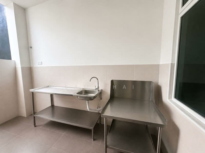 Cluster House for Sale in Iskandar Puteri (Nusajaya) (Johor) - Sam Chai - Kitchen - PropertyGuru.com.my