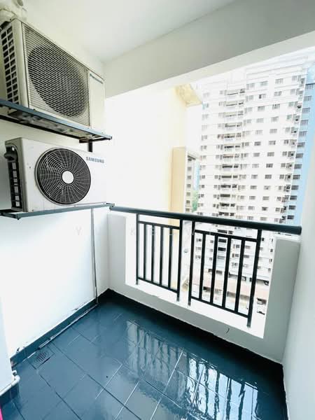 Kondominium untuk Disewa di Pelangi Utama - Yu Kelwis - Balcony - PropertyGuru.com.my