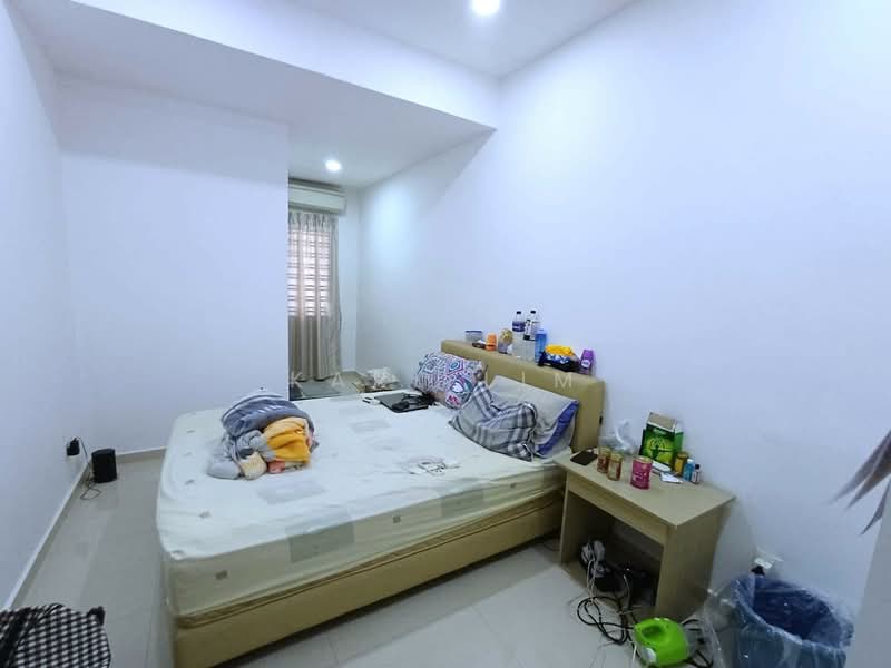 Rumah Teres 2-Tingkat untuk Dijual di Taman Sierra Perdana (Masai) - Karl Lim - Bedroom - PropertyGuru.com.my