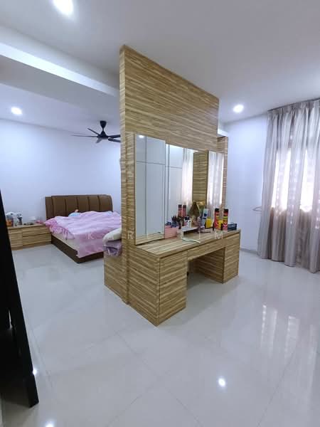 Rumah Teres 2-Tingkat untuk Dijual di Taman Sierra Perdana (Masai) - Karl Lim - Bedroom - PropertyGuru.com.my
