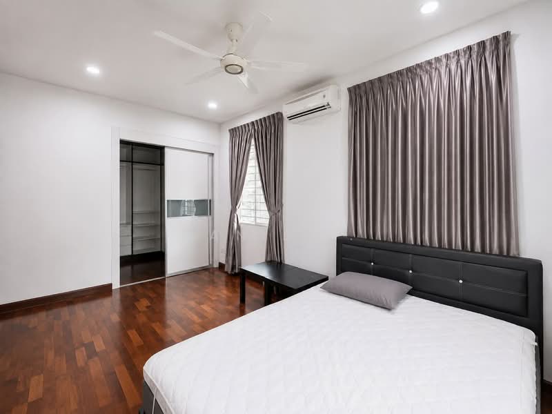 Rumah Berkembar untuk Dijual di Saujana Villa (Kajang) - DANIEL . - Bedroom - PropertyGuru.com.my