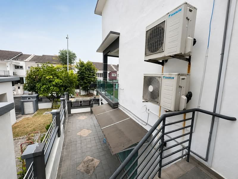 Rumah Berkembar untuk Dijual di Saujana Villa (Kajang) - DANIEL . - PropertyGuru.com.my