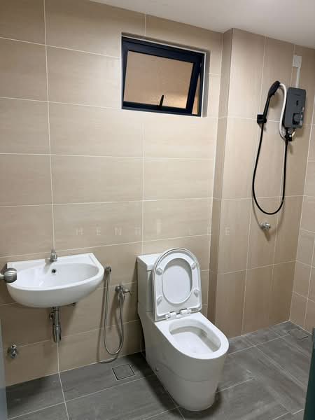 Kediaman Servis untuk Disewa di Parkland Residence - Henry Lee - Bathroom - PropertyGuru.com.my