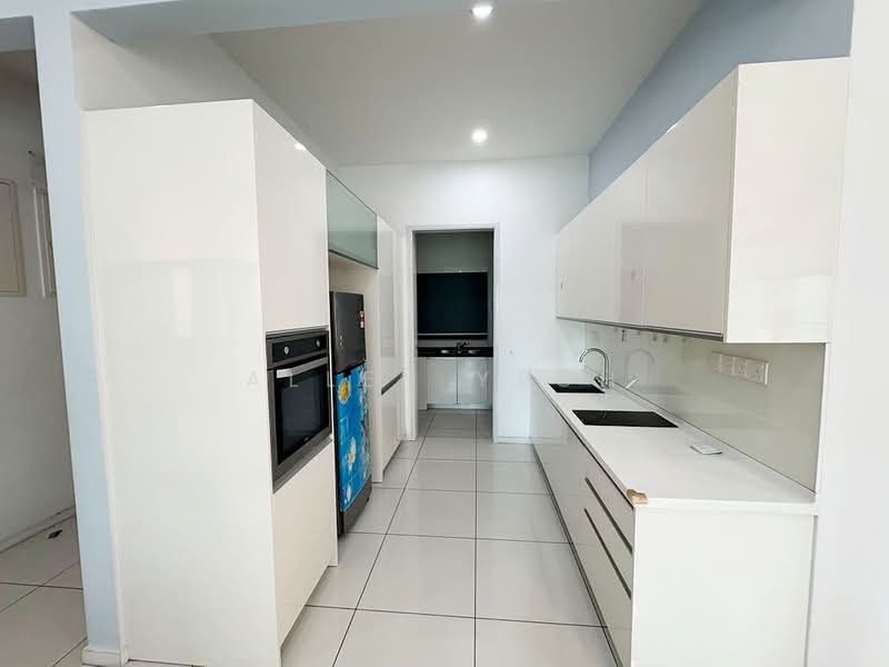 Condominium for Rent at The LIGHT COLLECTION I - Allen Yeoh - Kitchen - PropertyGuru.com.my