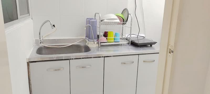 Kondominium untuk Dijual di Elit Heights @ Bayan City - Vincent Ooi - Kitchen - PropertyGuru.com.my