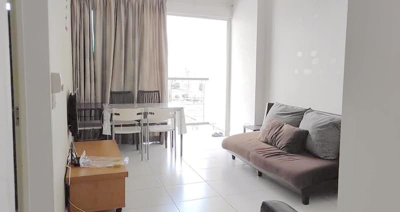 Kondominium untuk Dijual di Elit Heights @ Bayan City - Vincent Ooi - Living Room - PropertyGuru.com.my