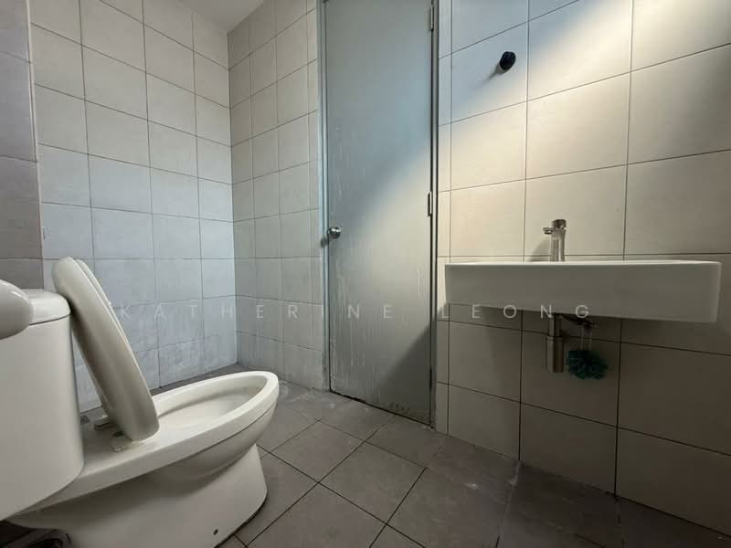 Terraced House for Rent in Rawang (Selangor) - Katherine Leong - Bathroom - PropertyGuru.com.my