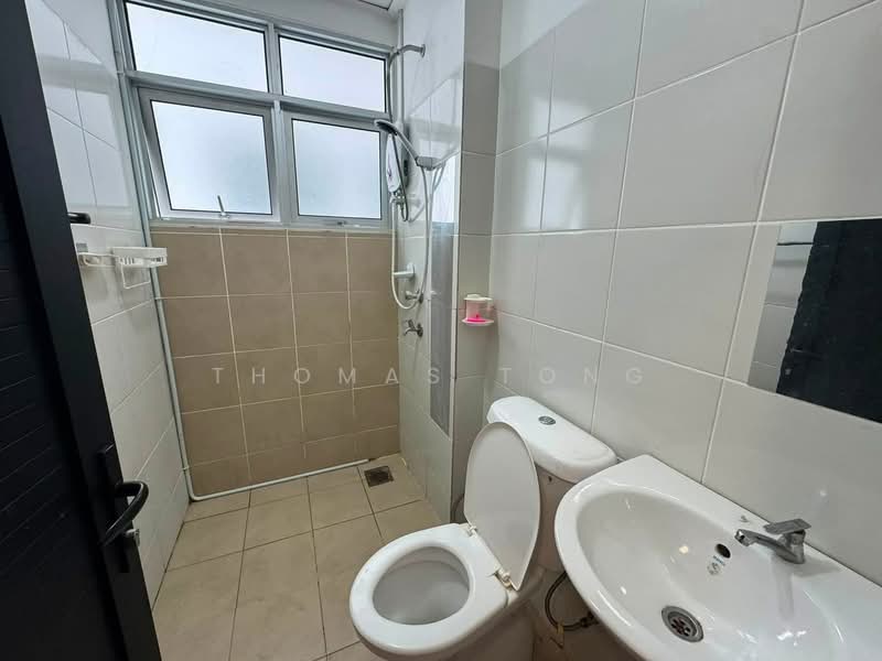 Apartment for Rent at Residensi Bintawa Riverfront (PR1MA @ Bintawa Riverfront) - Thomas Tong - Bathroom - PropertyGuru.com.my