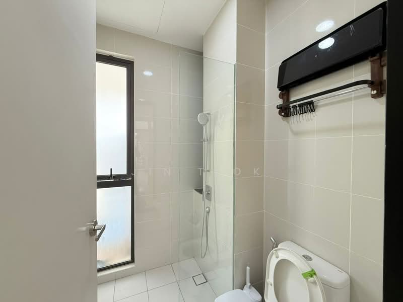Rumah Kluster untuk Dijual di Medini (Iskandar Puteri (Nusajaya)) - Jin Teok - Bathroom - PropertyGuru.com.my