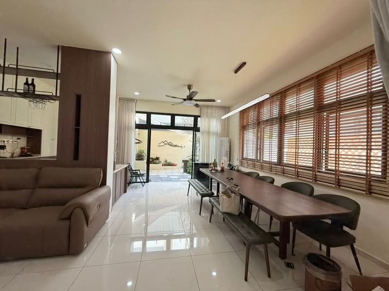 Rumah Kluster untuk Dijual di Medini (Iskandar Puteri (Nusajaya)) - Jin Teok - Living Room - PropertyGuru.com.my