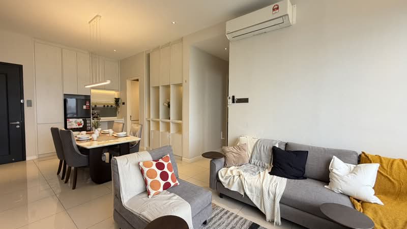 Servis Apartment untuk Disewa di The Park 2 - Miko Lew - Living Room - PropertyGuru.com.my
