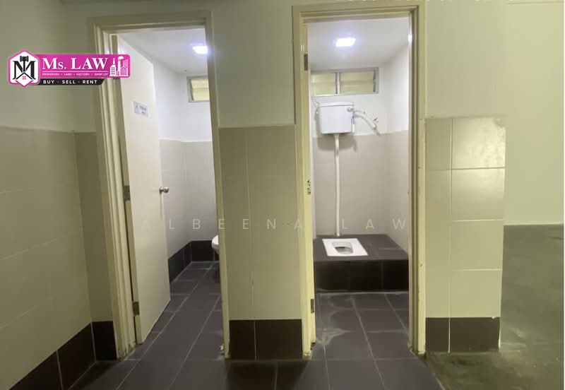 Shop / Office untuk Disewa di Bayan Baru (Penang) - Albeena Law - Bathroom - PropertyGuru.com.my