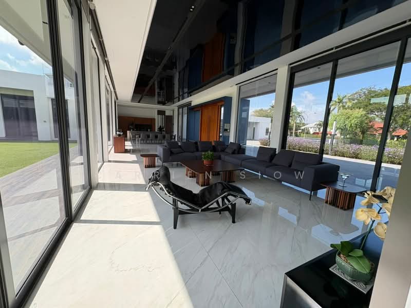 Rumah Banglo untuk Dijual di Leisure Farm (Gelang Patah) - Carrien Siow - Living Room - PropertyGuru.com.my
