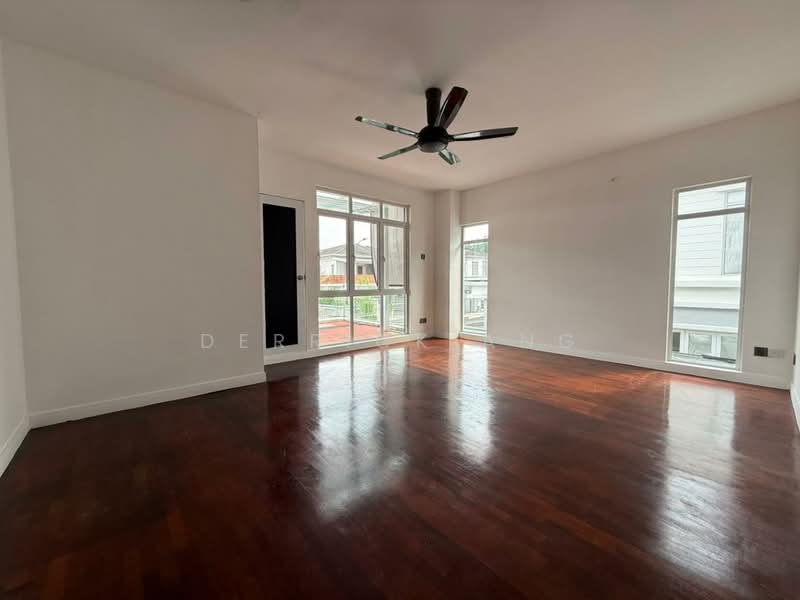 Semi-Detached House for Sale in Amverton Hills (Sungai Buloh) - Derrick Ang - Living Room - PropertyGuru.com.my