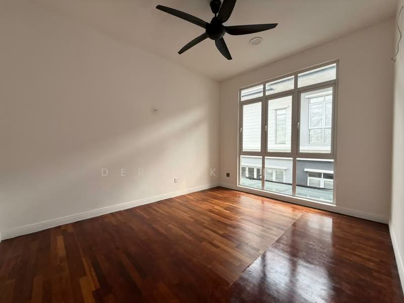 Semi-Detached House for Sale in Amverton Hills (Sungai Buloh) - Derrick Ang - Bedroom - PropertyGuru.com.my
