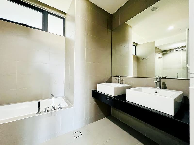 Kondominium untuk Dijual di The Address - Allen Yeoh - Bathroom - PropertyGuru.com.my