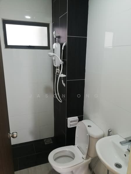 Servis Apartment untuk Dijual di Seasons Garden Residences - Jason Ong - Bathroom - PropertyGuru.com.my