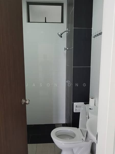 Servis Apartment untuk Dijual di Seasons Garden Residences - Jason Ong - Bathroom - PropertyGuru.com.my