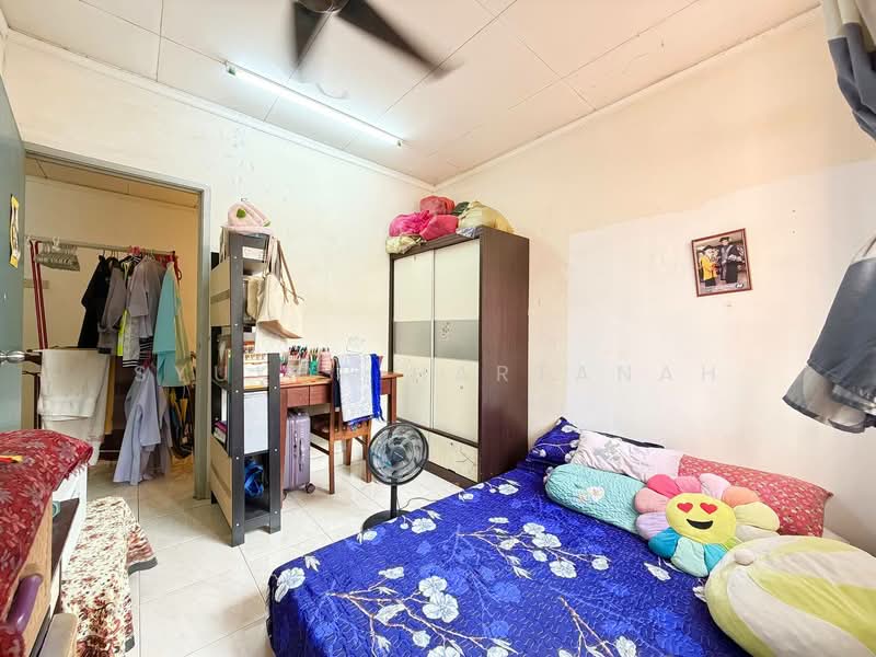 2-storey Terraced House for Sale in Shah Alam (Selangor) - Syukor Hartanah - Bedroom - PropertyGuru.com.my