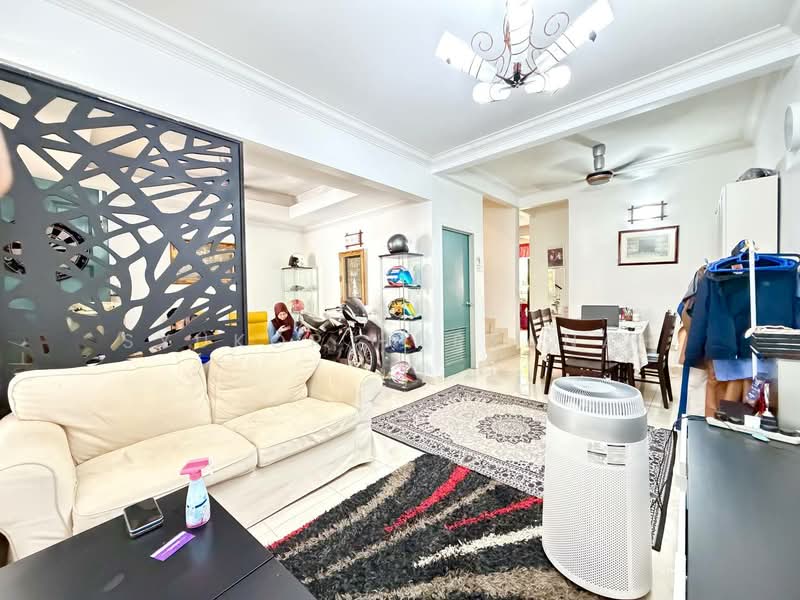 2-storey Terraced House for Sale in Shah Alam (Selangor) - Syukor Hartanah - Living Room - PropertyGuru.com.my
