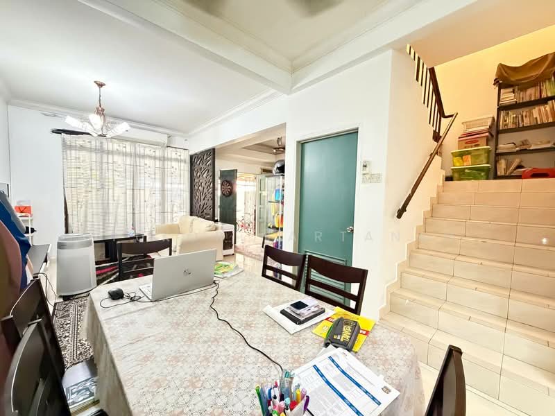 2-storey Terraced House for Sale in Shah Alam (Selangor) - Syukor Hartanah - Living Room - PropertyGuru.com.my