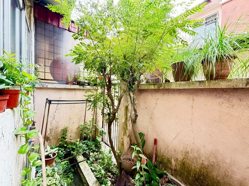 2-storey Terraced House for Sale in Shah Alam (Selangor) - Syukor Hartanah - Garden - PropertyGuru.com.my
