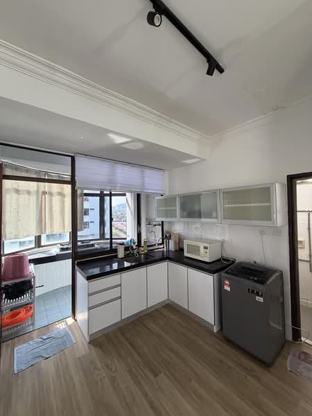 Pangsapuri untuk Disewa di Desa Permai Indah Apartment - Rick Goh - Kitchen - PropertyGuru.com.my