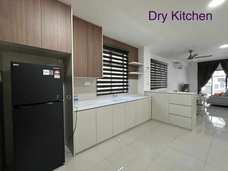 Rumah Teres 2-Tingkat untuk Disewa di Bandar Dato Onn (Tebrau) - Foo Jun Tao - Kitchen - PropertyGuru.com.my