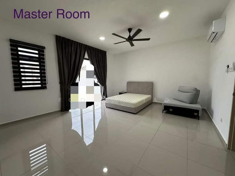 Rumah Teres 2-Tingkat untuk Disewa di Bandar Dato Onn (Tebrau) - Foo Jun Tao - Master Bedroom - PropertyGuru.com.my