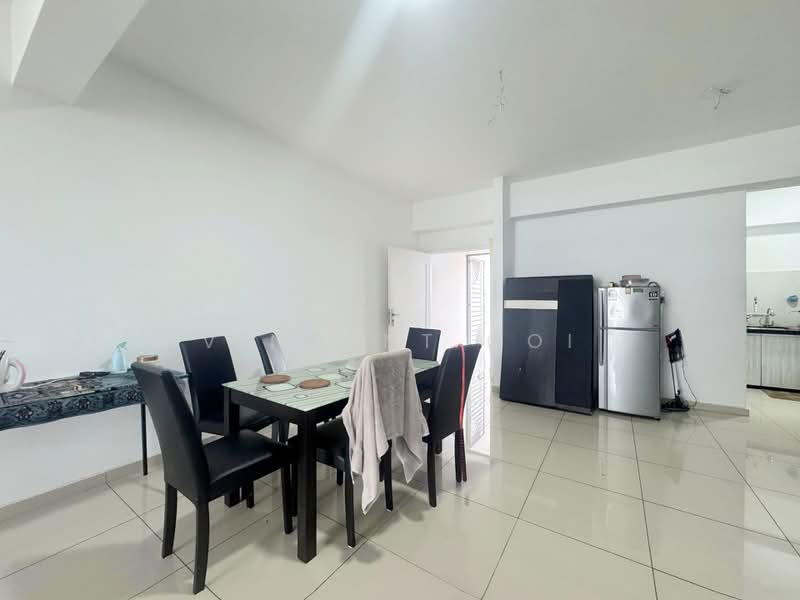 Kondominium untuk Dijual di Arena Residence - Vincent Ooi - Dining Room - PropertyGuru.com.my