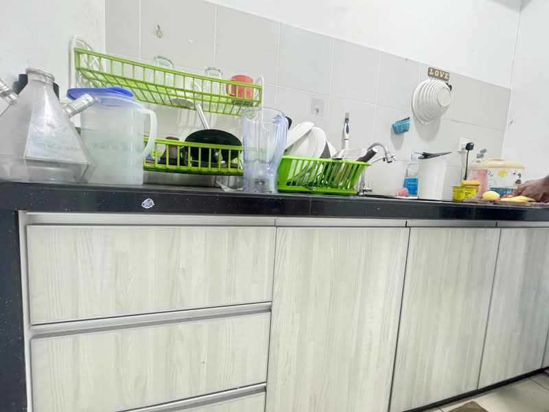 Kondominium untuk Dijual di Arena Residence - Vincent Ooi - Kitchen - PropertyGuru.com.my