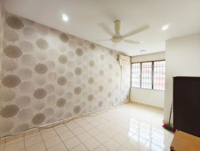 Terraced House for Sale in Taman Seri Minang (Cheras) - Coyi Lim - Living Room - PropertyGuru.com.my