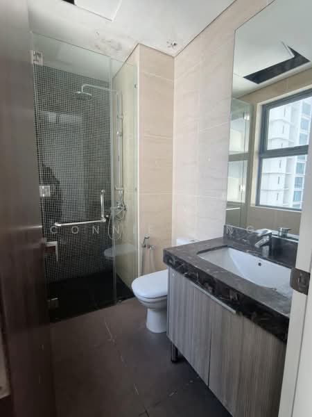 Kondominium untuk Disewa di Capella Embassy (D'Rapport Residences) - Connie Wong - Bathroom - PropertyGuru.com.my