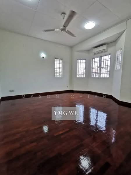 2-storey Terraced House for Sale in Bandar Botanic (Klang) - Mason Chiah - Living Room - PropertyGuru.com.my