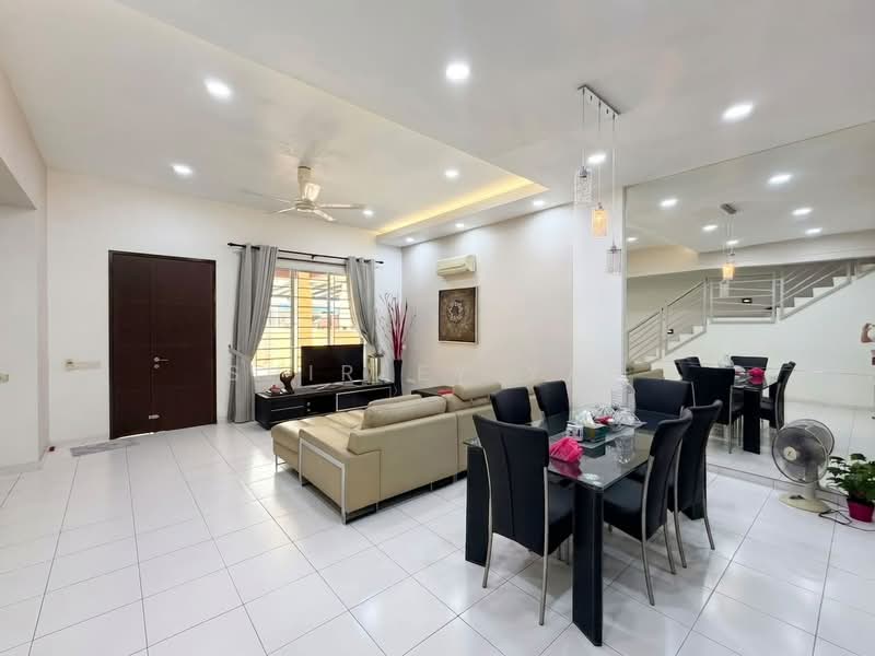 2-storey Terraced House for Rent in Setia Tropika (Johor Bahru) - Shirley Yap - Living Room - PropertyGuru.com.my