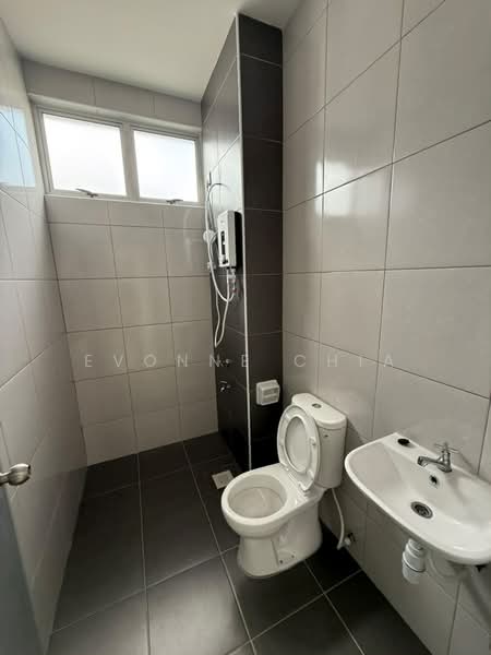 Terraced House for Rent in Johor Bahru (Johor) - Evonne Chia - Bathroom - PropertyGuru.com.my