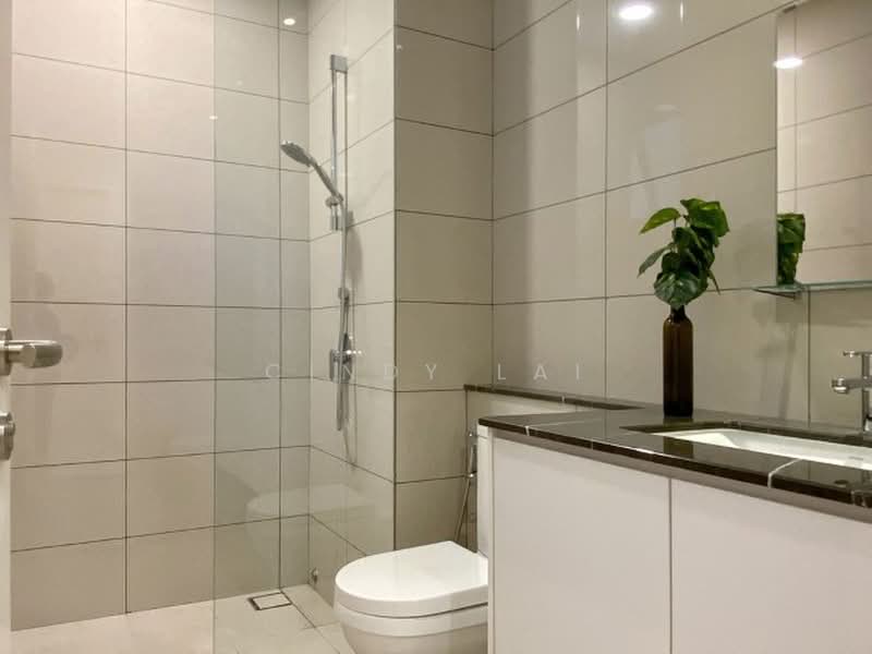 Kediaman Servis untuk Dijual di The Park Sky Residence - Cindy Lai - Bathroom - PropertyGuru.com.my