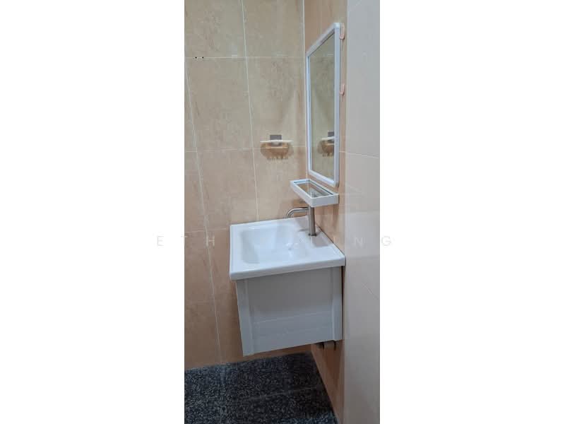 Rumah Teres 2-Tingkat untuk Dijual di Denai Alam (Shah Alam) - Ethan Ting - Bathroom - PropertyGuru.com.my
