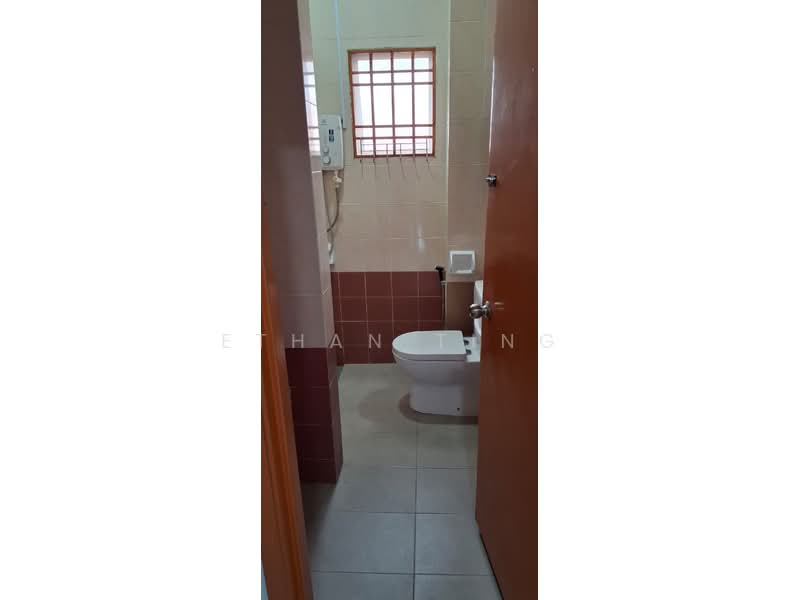 Rumah Teres 2-Tingkat untuk Dijual di Denai Alam (Shah Alam) - Ethan Ting - Bathroom - PropertyGuru.com.my