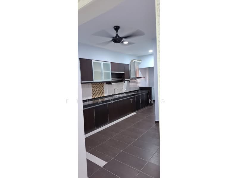 Rumah Teres 2-Tingkat untuk Dijual di Denai Alam (Shah Alam) - Ethan Ting - Kitchen - PropertyGuru.com.my